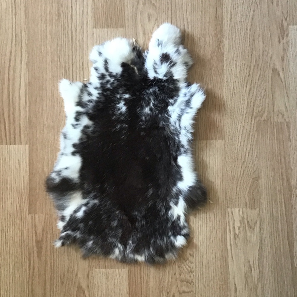 #0019 Black White Soft Rabbit Fur Pelt Craft Supply
